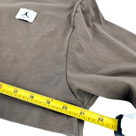 Jordan Flight Long Sleeve Loose Fit Crop Top - Picture 7 of 14